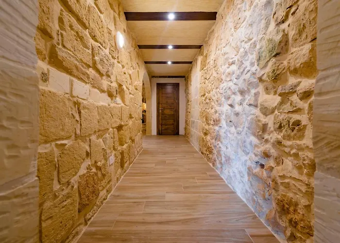 Entire - Gozo * Nadur