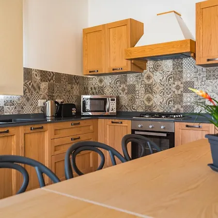 Modern 4 Bedroom - Gozo Nadur