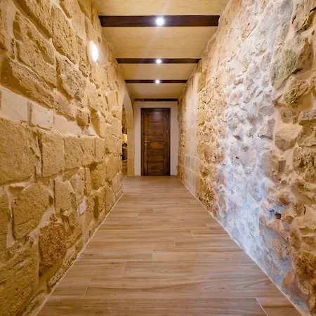 Entire - Gemini Farmhouse, Gozo * Nadur