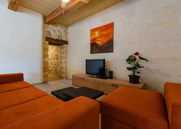 Modern 4 Bedroom - Gozo Willa Nadur