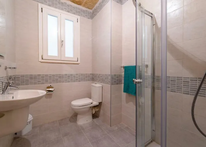 Modern 4 Bedroom - Gozo Willa Nadur