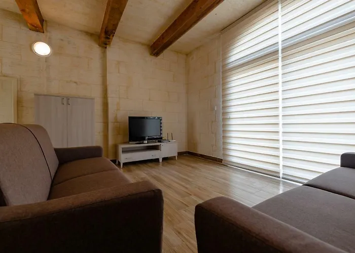 Modern 4 Bedroom - Gozo * Nadur