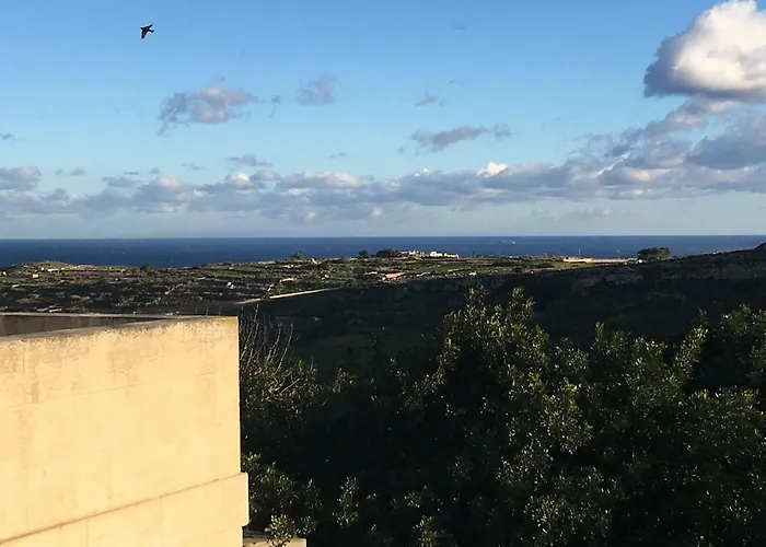 Modern 4 Bedroom - Gozo Willa Nadur